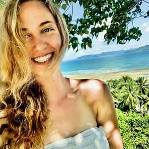 Meet your Posher, Georgia